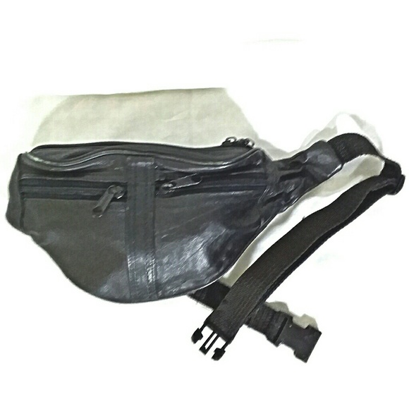 Vintage Handbags - Vtg leather fanny hip pack